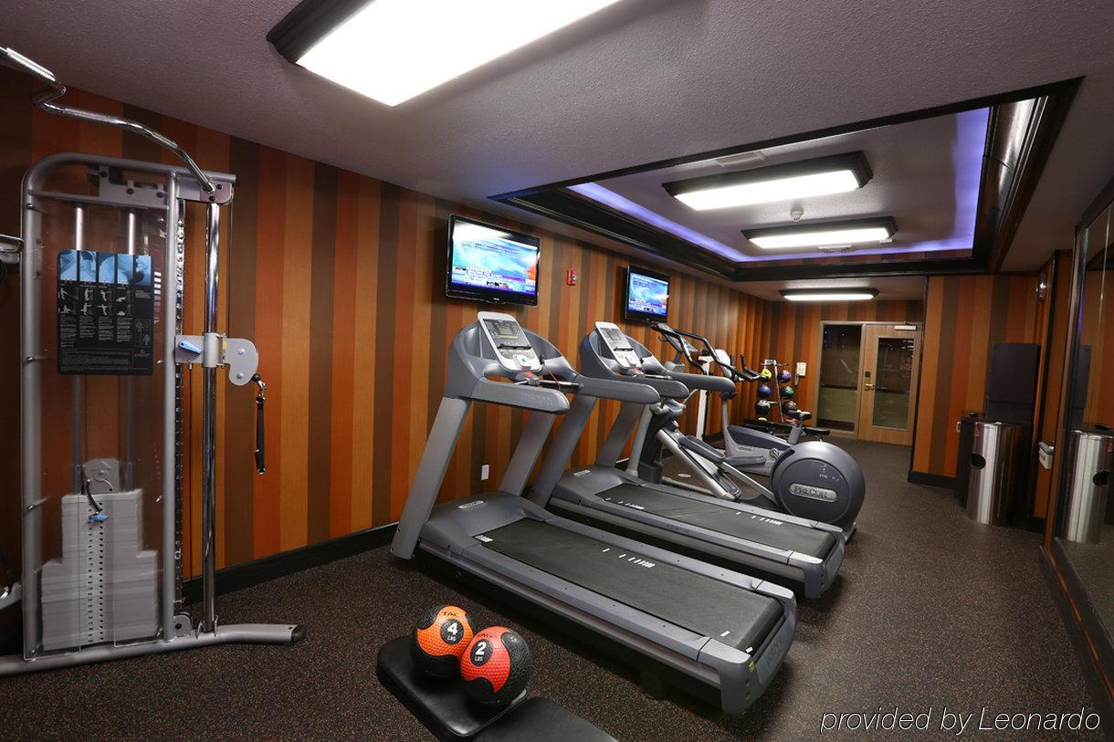 Holiday Inn Express Holland By Ihg Екстер'єр фото